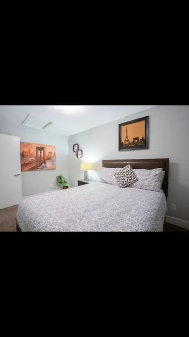 Villa Cozy And Beautiful 3 Bedroom House Close To Lake Edmonton